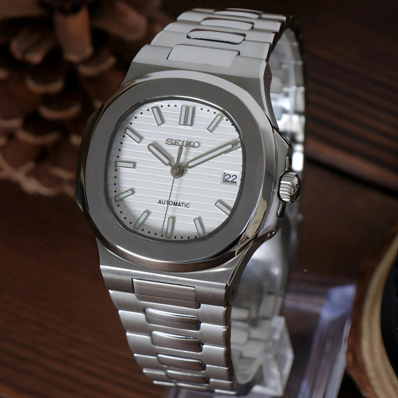 Nautiko White