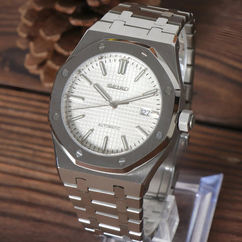 Royal Seikoak White